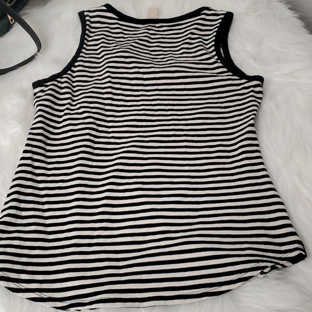 Top white black - Picture 4 of 6
